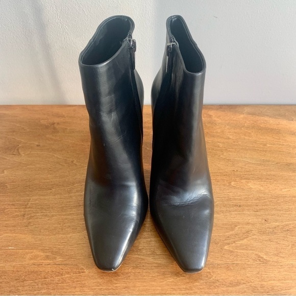Vince CAMUTO Feninda Black Leather Point Toe Stiletto Bootie - Picture 4 of 16